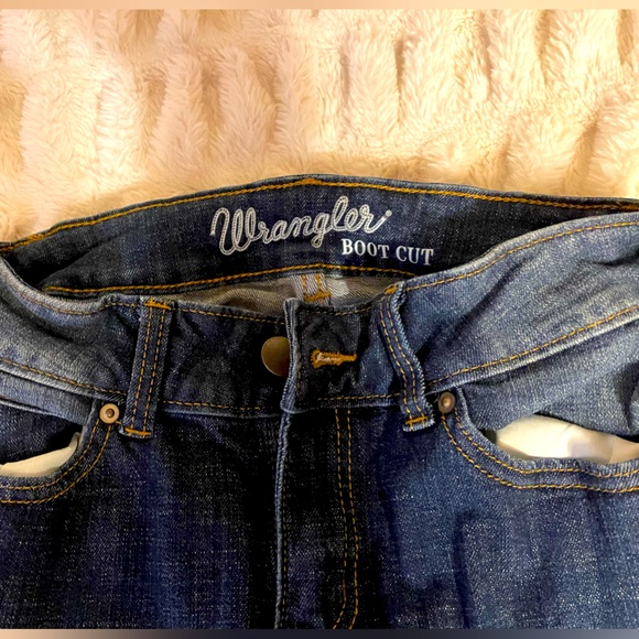 Women’s Wrangler Bootcut Jeans- Size- 1x34 - Picture 2 of 3